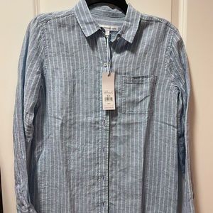Southern Tide linen button down shirt. Size XS. Brand new.